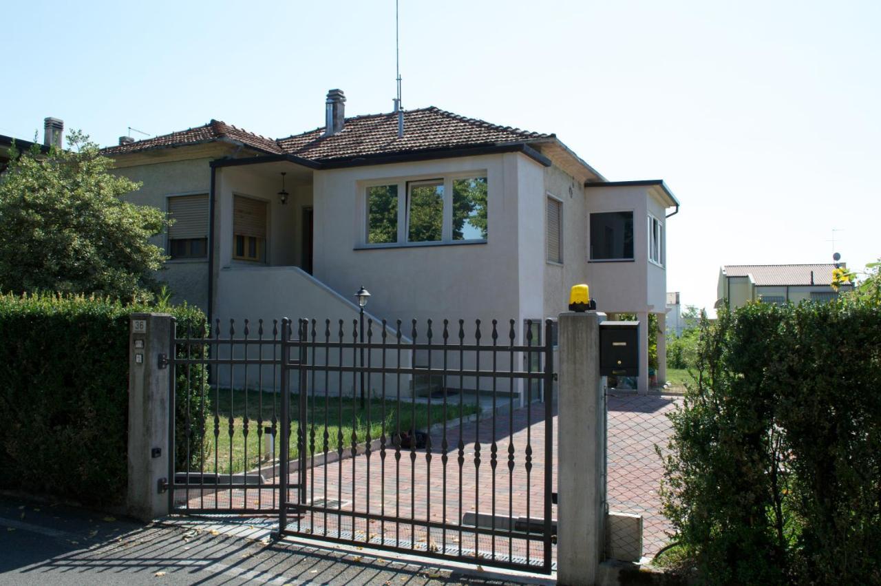 Agrifoglio B&B Nervesa della Battaglia エクステリア 写真